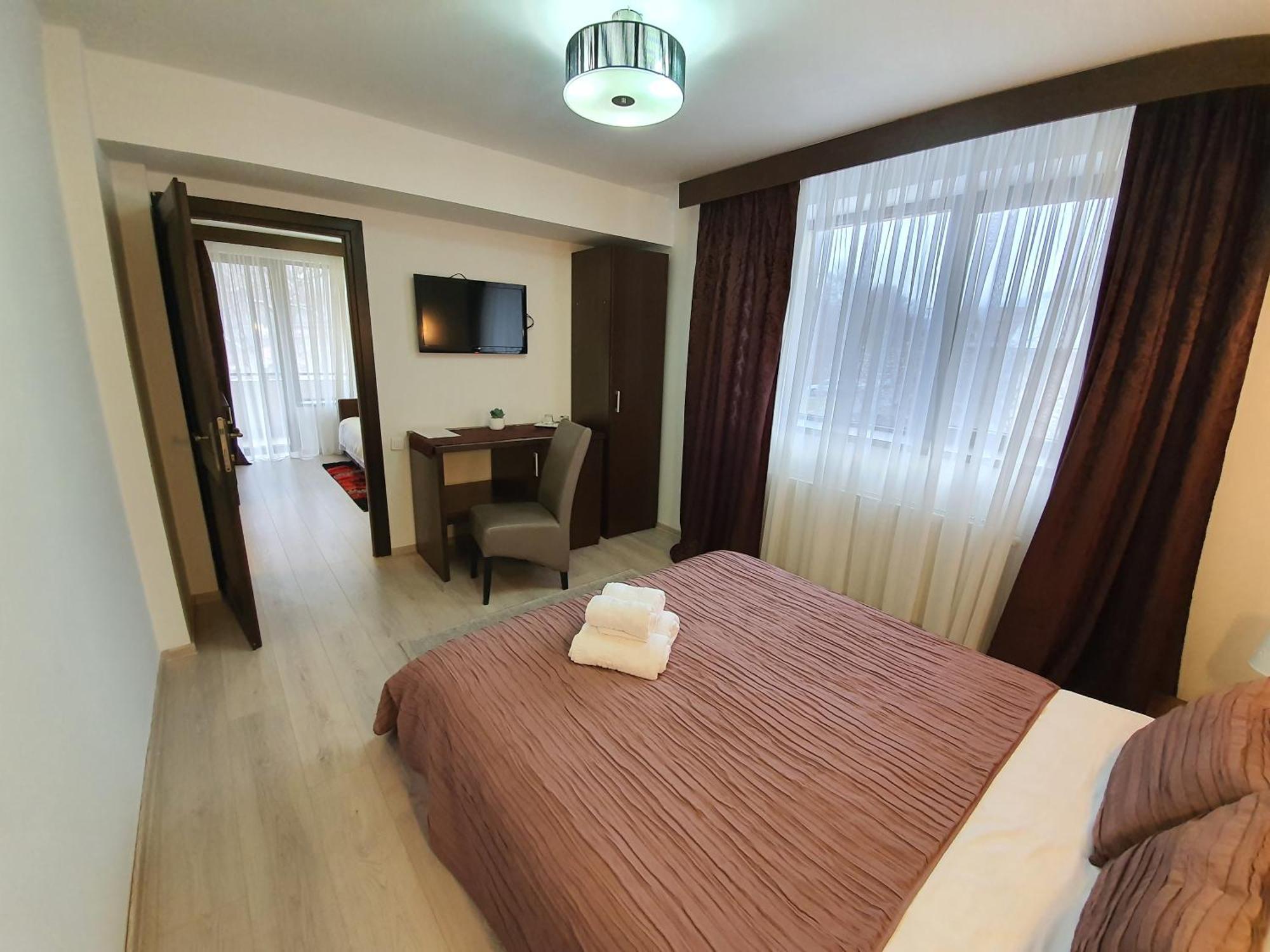 Pensiunea Public House Buşteni Quarto foto
