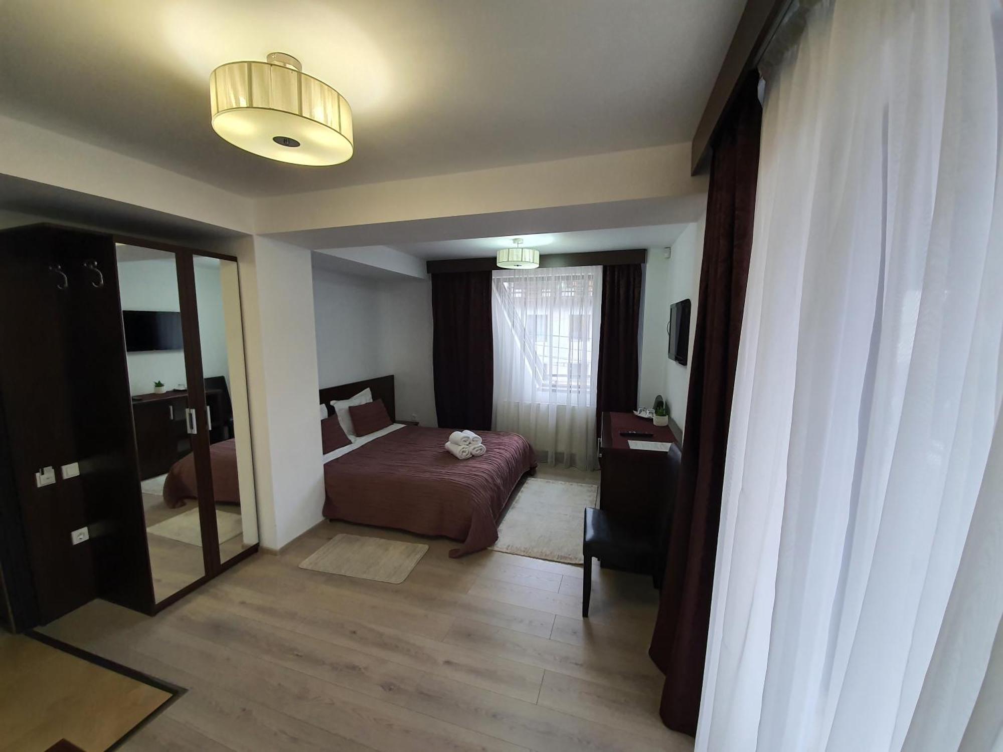 Pensiunea Public House Buşteni Quarto foto