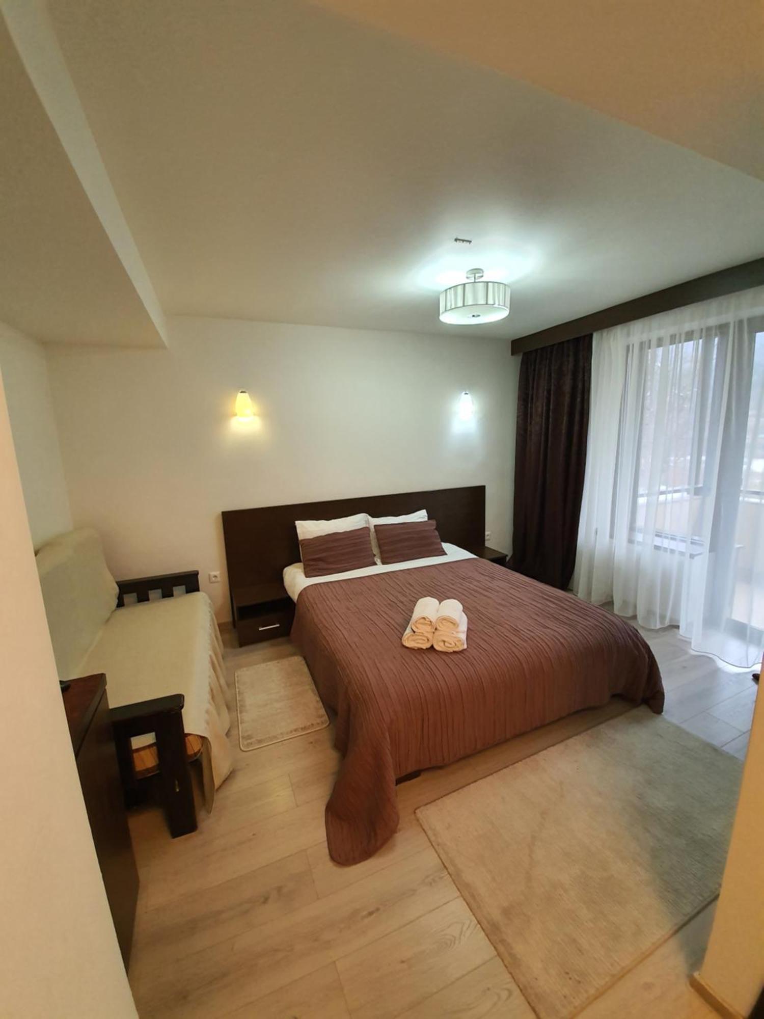 Pensiunea Public House Buşteni Quarto foto